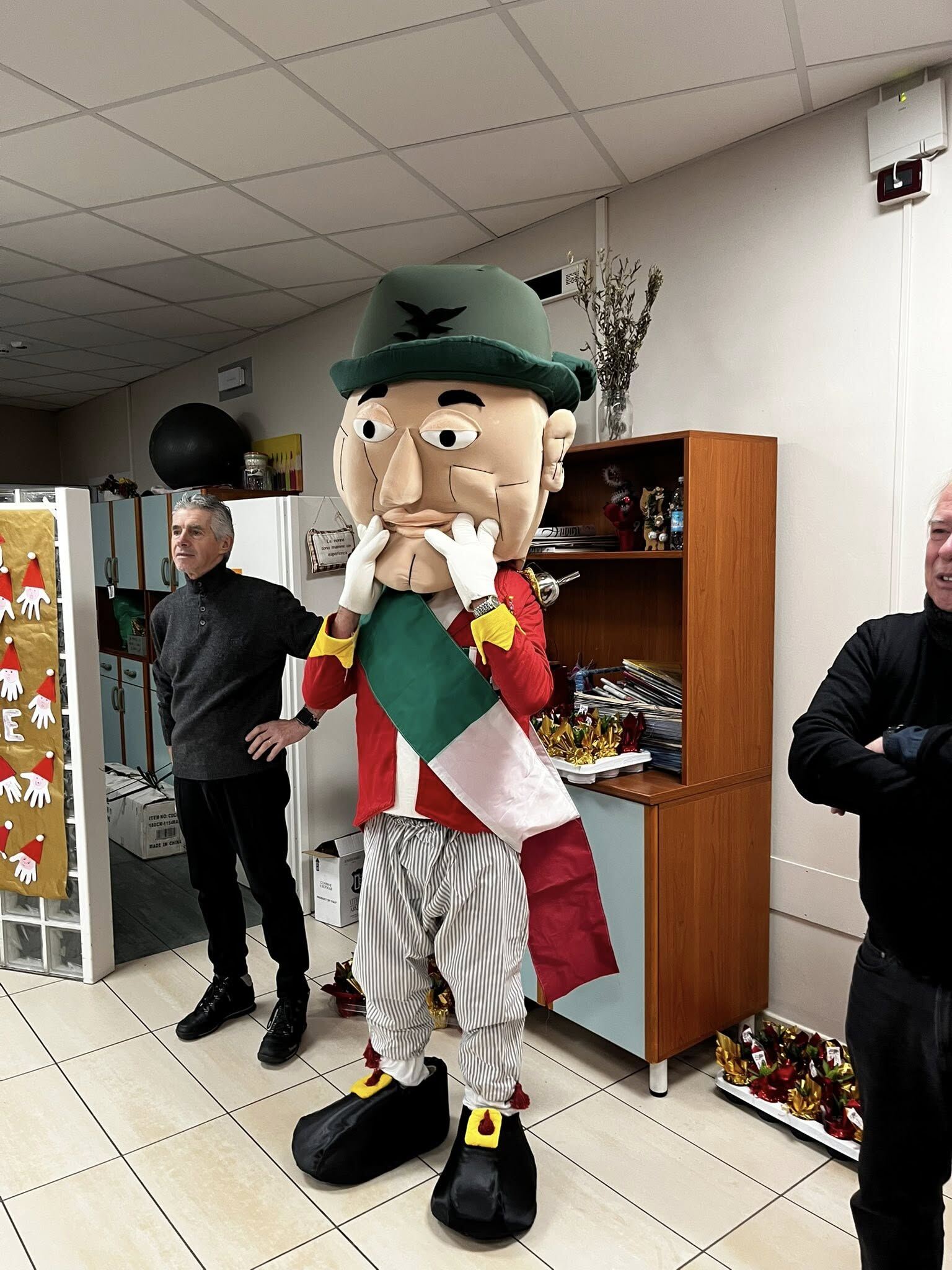 Gallery: Gli Uomini di Mondo festeggiano il Natale con gli ospiti della casa di riposo di Beinette - 25