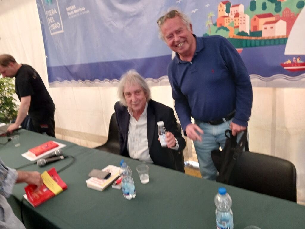 Gallery: "Sciabordio" e "Un mare di vignette": Danilo Paparelli protagonista alla Fiera del Libro di Imperia - 2