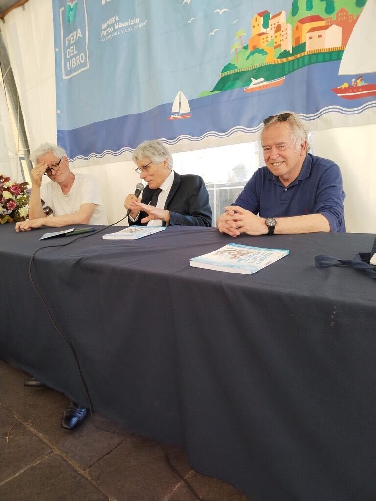 Gallery: "Sciabordio" e "Un mare di vignette": Danilo Paparelli protagonista alla Fiera del Libro di Imperia - 4