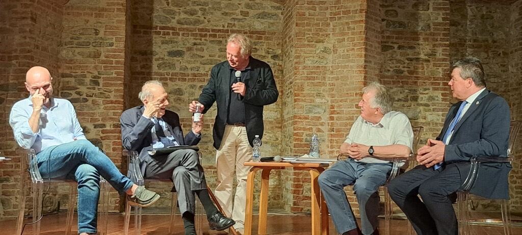 Uomini di Mondo Aria Cuneo 1